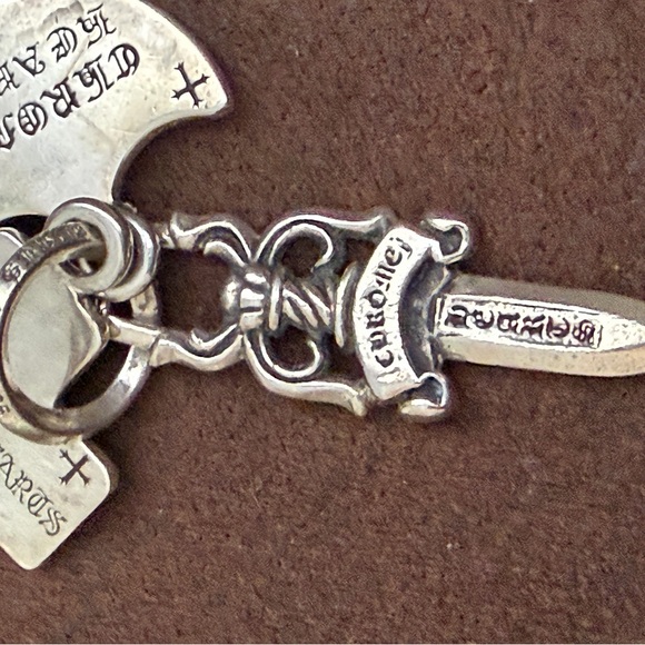 3 authentic Chrome Hearts pendants Dagger, Cross and Tag - Picture 12 of 13